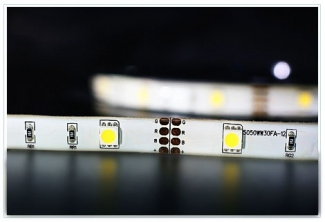 Светодиодная лента  LC-5050-W-12Y30