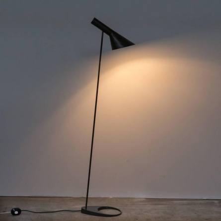 Торшер AJ Floor Lamp фото 1